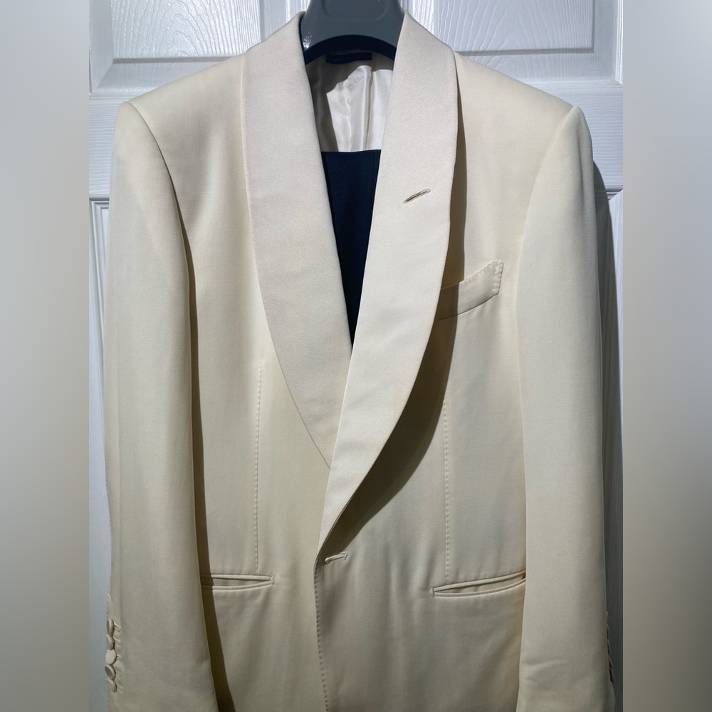 TOM FORD Classic Off White Shawl Lapel Tuxedo Jacket Coat